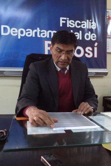 Investigan a dos policías  por actos de corrupción