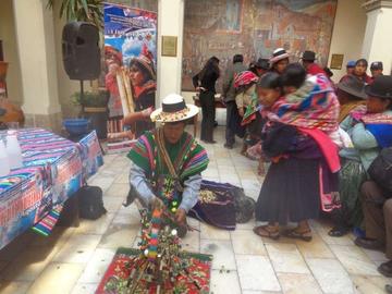 Miembros de la CAOP en el acto de celebración del Día de los Pueblos Originarios en la Gobernación de Potosí.