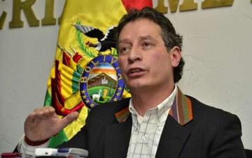 El ministro de Minería, César Navarro.