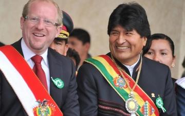 Gobierno programa en $us 45 el precio del barril de crudo en 2016