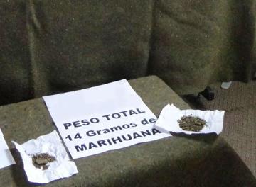 Estudiante ofrecía droga por WhatsApp