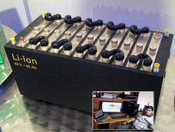 Un boliviano crea empaques de baterías de ion de litio en Chile