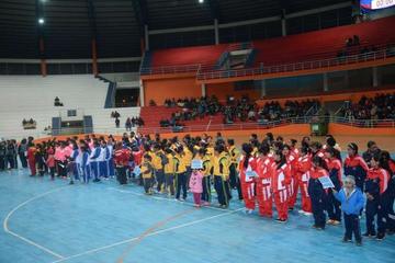 Todos los equipos durante la inauguración del campeonato nacional.