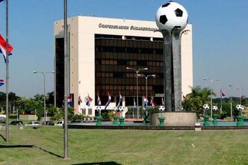 El edificio de la Confederación Sudamericana de Fútbol (Conmebol).