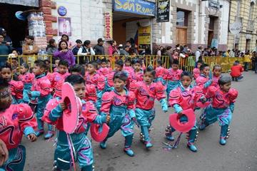 Destacaron trajes en Mini Ch’utillos