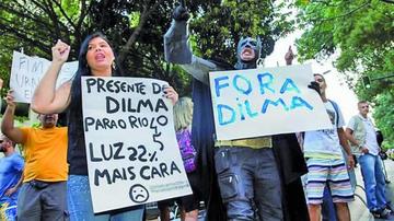 La oposición anuncia acciones para la destitución de Rousseff