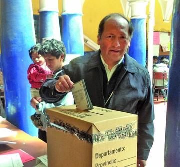Ricardo Centellas Obispo de Potosí