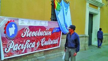 Potosinos hacen vigilia a la espera de decisión de la CIJ