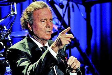 Julio Iglesias homenajea a México con último disco