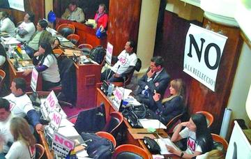 MAS acelera ley de referendo para reelegir a Evo Morales