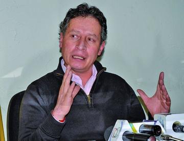 El ministro César Navarro hizo el anuncio desde la ciudad de La Paz.