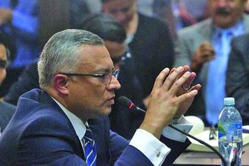 Incriminan a Pérez en el caso de corrupción pública en Guatemala