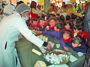 Elevan el presupuesto del desayuno escolar
