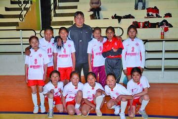El equipo de la escuela Vicente Bernedo