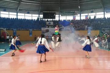 La Quinta Olimpiada Científica Plurinacional fue inaugurada esta tarde en Sucre. Foto: Dayana Martínez