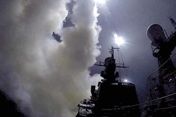 El lanzamiento de misiles desde un buque del ejército ruso que opera en aguas del Mar Caspio.