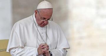 El Papa pide "perdón" por escándalos sin precisarlos