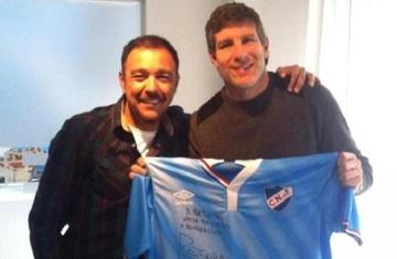 Álvaro Recoba coproducirá una película sobre Martín Palermo    