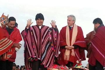 Morales celebra su gestión agradeciendo al pueblo boliviano en Tiahuanaco