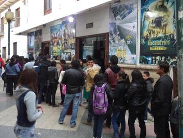 La población responde para observar películas en El día Mundial del Cine
