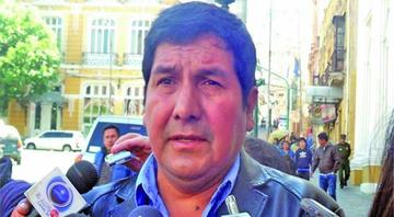 Diputado se aleja de UD y está “satisfecho” de apoyar al SÍ