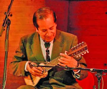 Ministerio de Culturas y Asociación Aruma distinguen a artistas del país 
