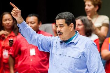 Maduro se pone a las órdenes de quienes ganen los comicios