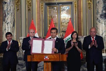 Perú crea un nuevo distrito en una zona que disputa con Chile