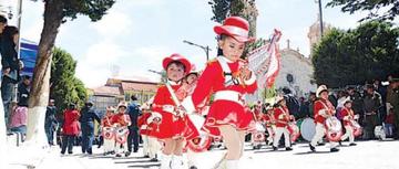 El kínder Potosí y su banda de música.