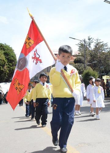 Socializarán y difundirán la Bandera Potosina