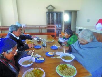 Crece el comedor del adulto mayor
