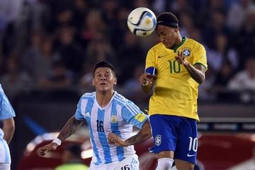 Argentina profundiza su crisis de resultados con un empata ante Brasil 1-1  