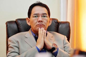 Guerrero destituye a once funcionarios