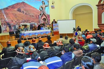 Encuentro muestra la dureza de la crisis económica regional