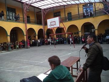 Maestros tramitan rechazo a sus descuentos salariales