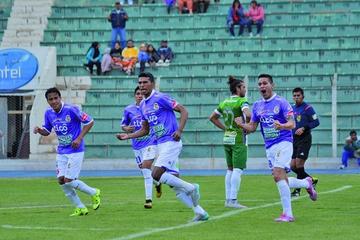 Real quiere frenar esta noche a Bolívar 