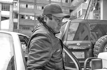 Aprehenden a un senador del MAS por irregularidades
