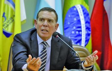 Juan Angel Napout.