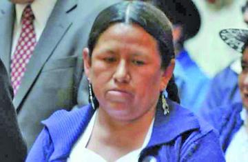 Achacollo rompe su silencio y habla sobre el ex fondo indígena
