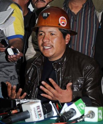 COB demanda cancelar el segundo aguinaldo hasta el 31 de diciembre