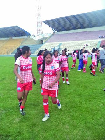 Las jugadoras de la selección potosina