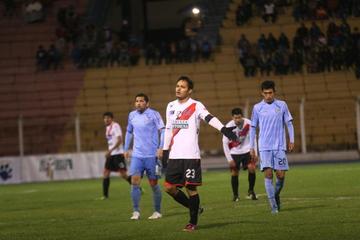 Nacional Potosí quiere frenar al Bolívar y eludir el descenso