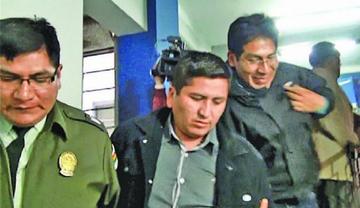 Fiscalía imputa a exasambleista Sandoval por violencia machista