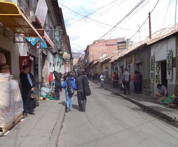 Los centros de venta con poca demanda.