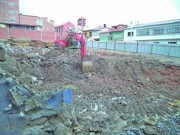 Preparan los terrenos para obra de salud