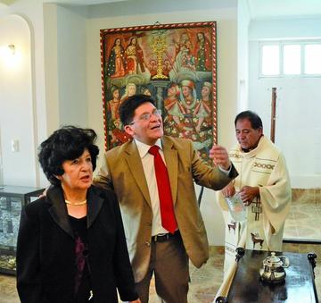 El momento de la bendición de los ambientes.