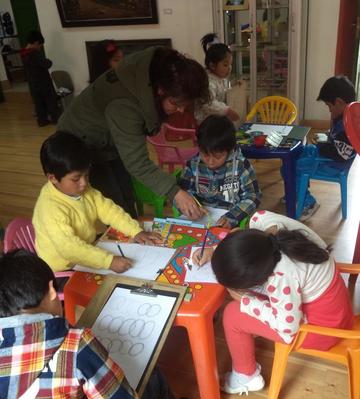 Más de 100 alumnos van  a curso de dibujo y pintura