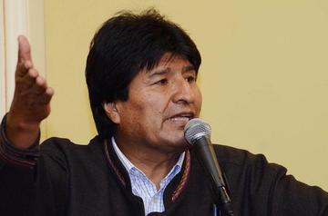 Evo Morales: La derecha en Bolivia es la prensa y redes sociales