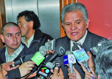 El Gobierno opta por buscar a un defensor "imparcial" 
