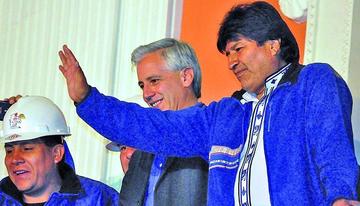 Álvaro García Linera y el presidente Evo Morales Ayma apuestan en elreferendo una nueva reelección.
